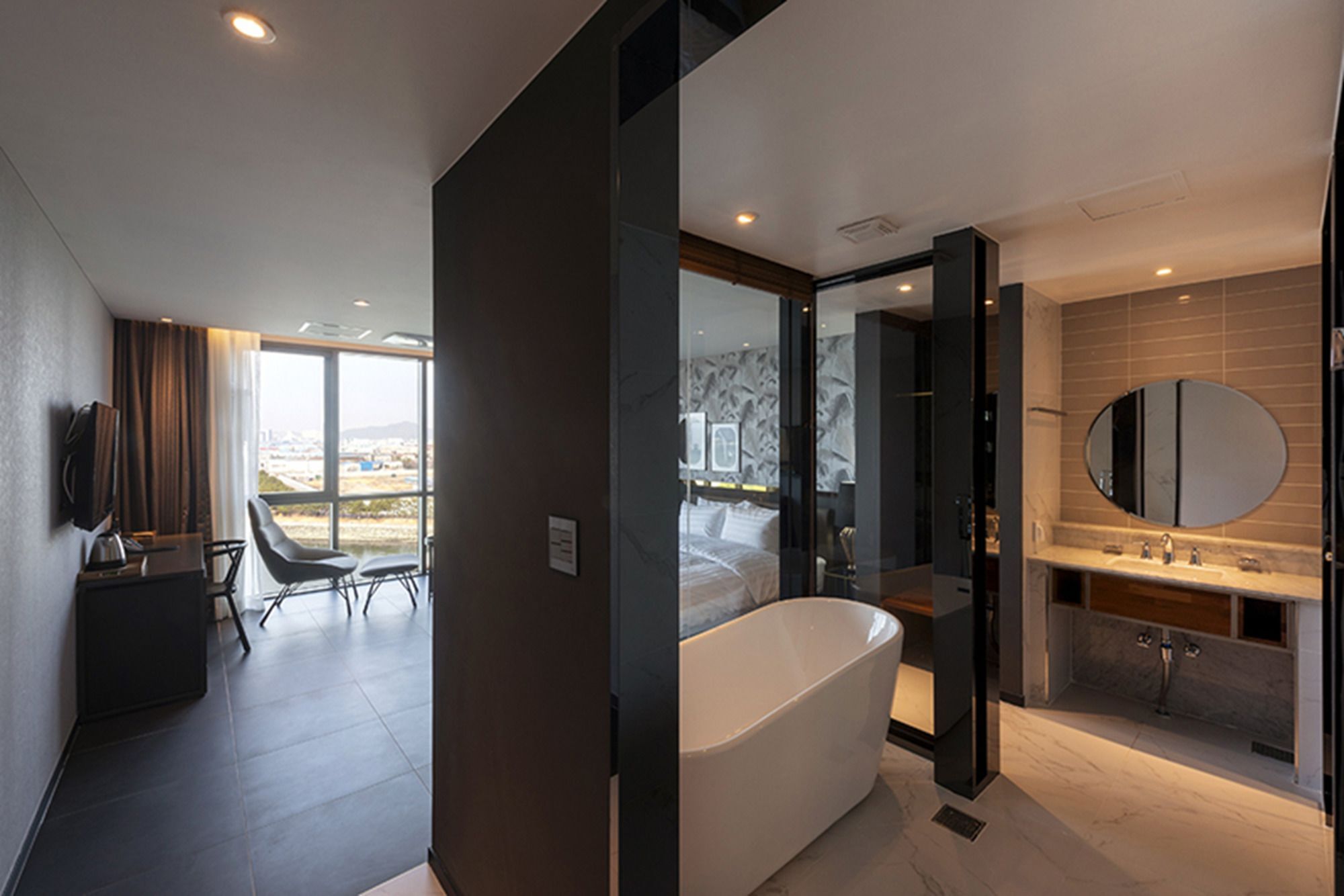 Brown-Dot Hotel Shinho Пусан Экстерьер фото