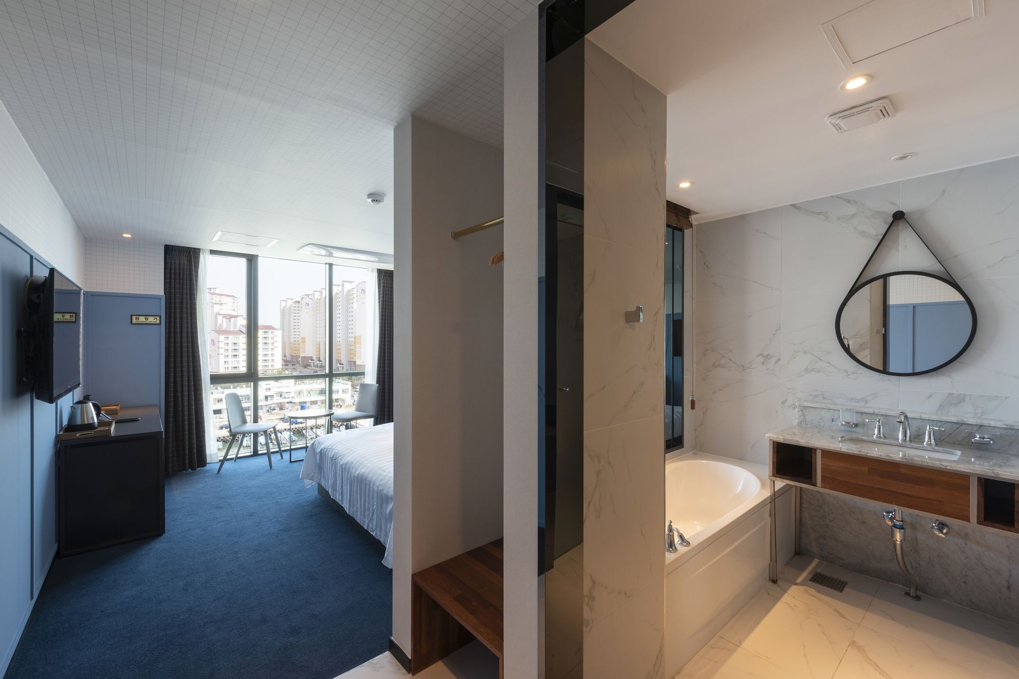 Brown-Dot Hotel Shinho Пусан Экстерьер фото