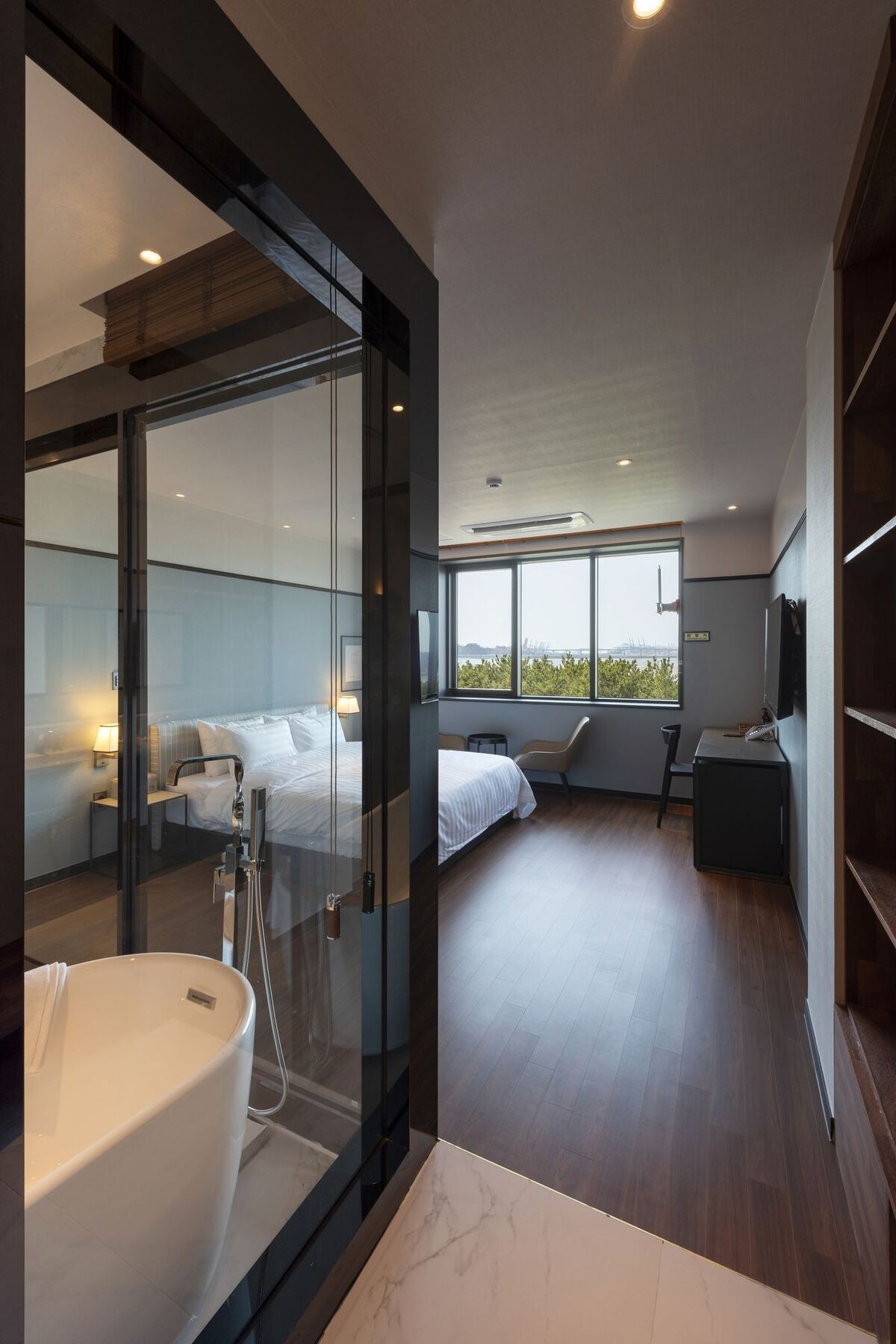Brown-Dot Hotel Shinho Пусан Экстерьер фото